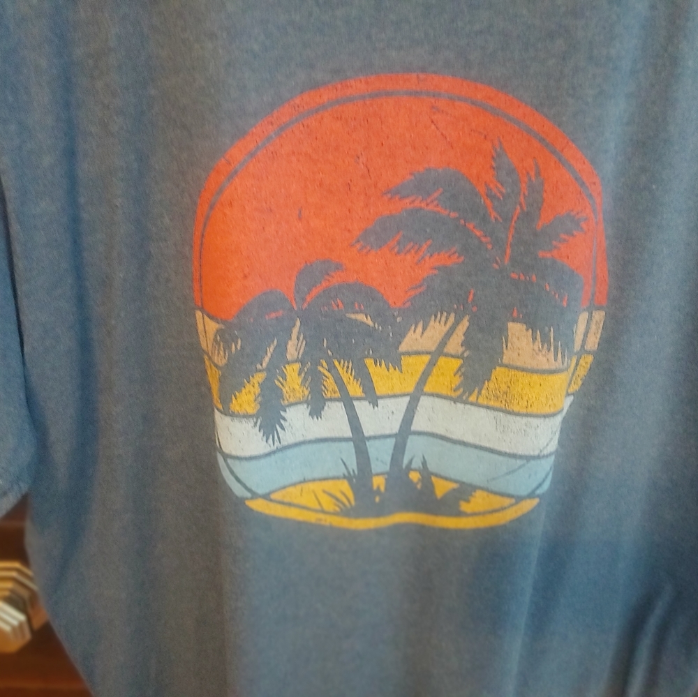 Palm Trees Tee Shirt Men's BNWT - Picture 5 of 10